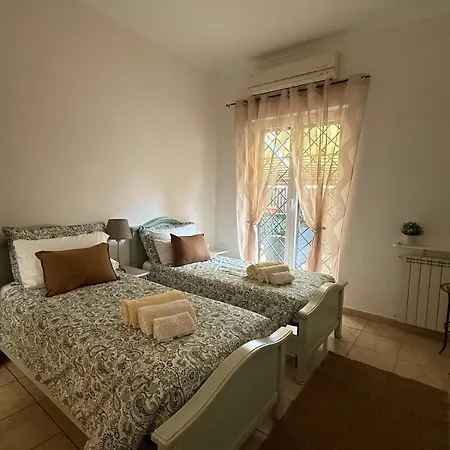 Lägenhet Due Leoni House Rom