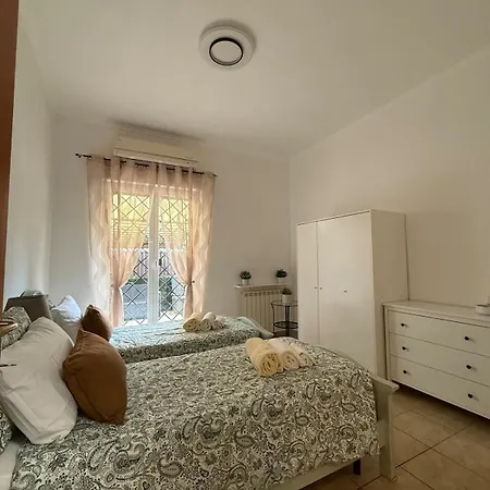 Due Leoni House Lägenhet Rom
